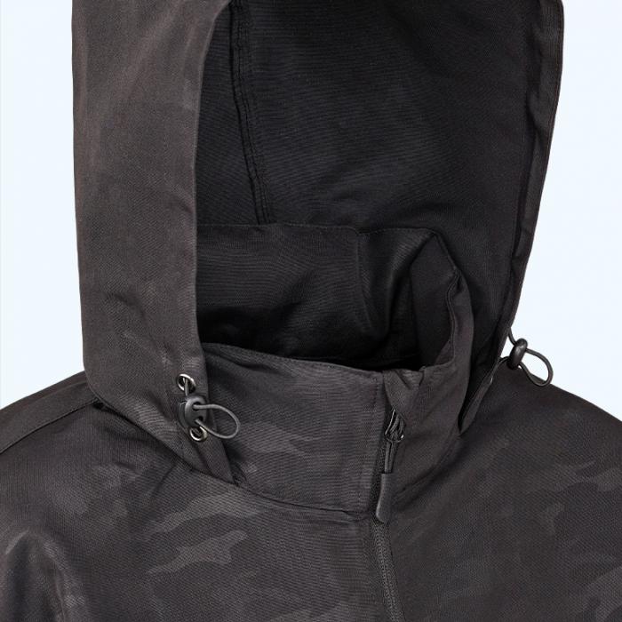 ■ スタンドカラー ＆ 立体形状フード